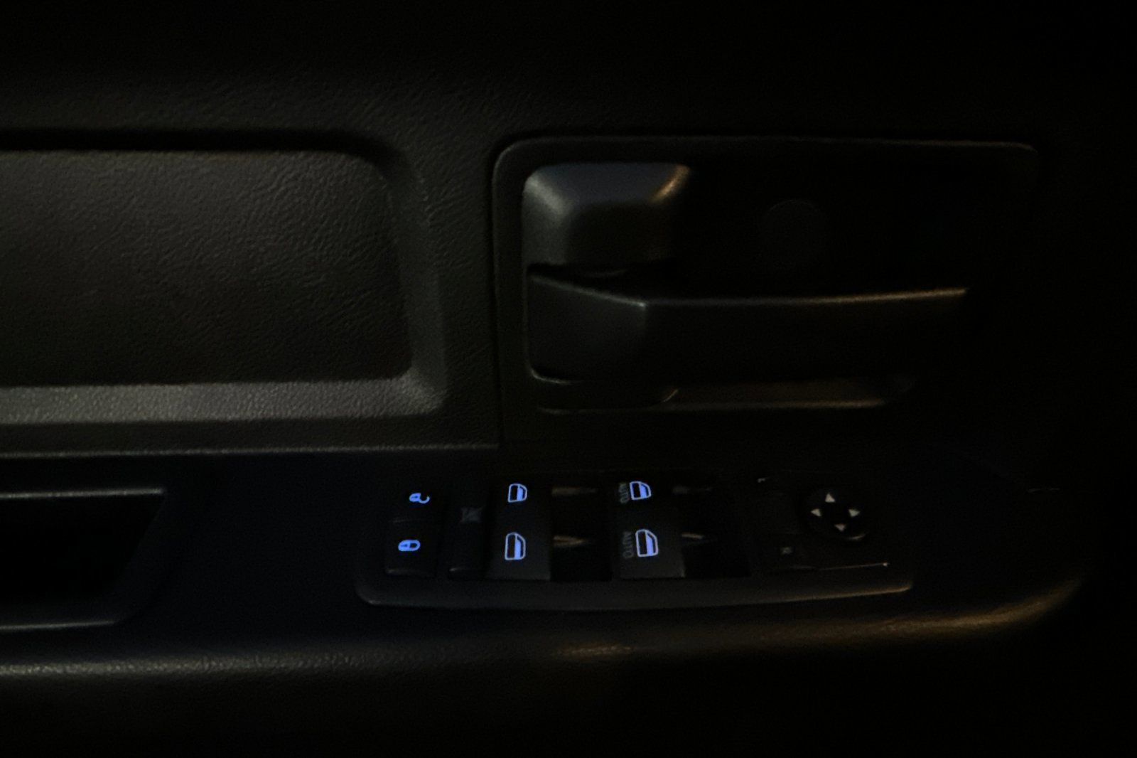 Used 2015 RAM 1500 Tradesman w/ Popular Equipment Group RWD image 11