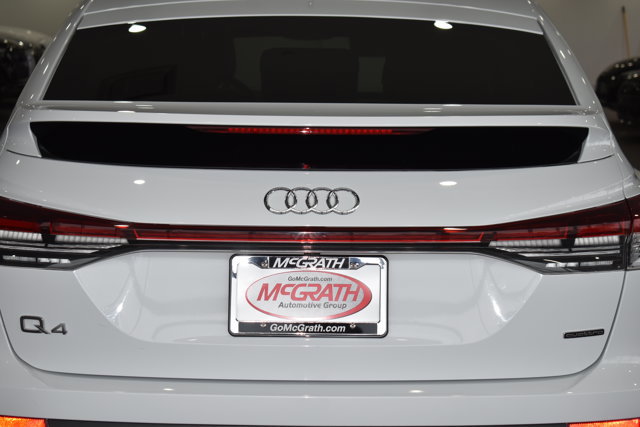 Used 2023 Audi Q4 e-tron Prestige image 10