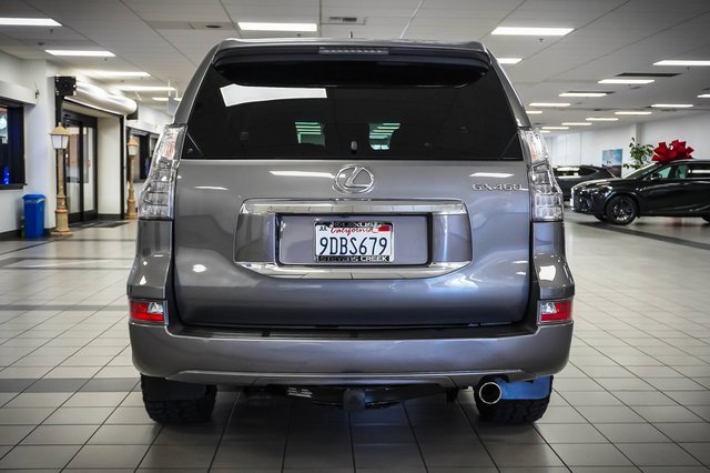 Used 2014 Lexus GX 460 image 7