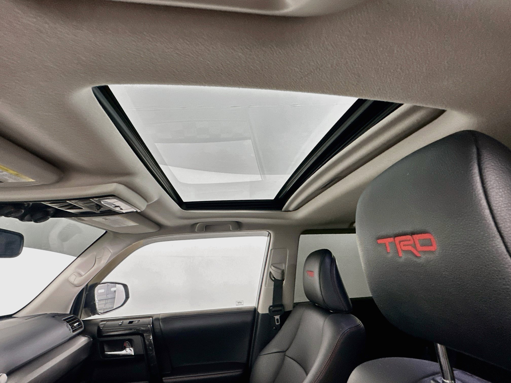 Used 2019 Toyota 4Runner TRD Off-Road Premium AWD/4WD image 26