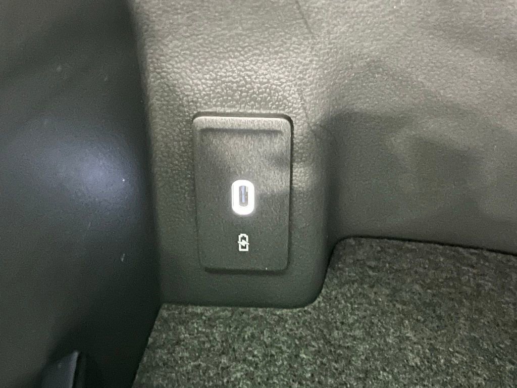 New 2026 Volkswagen Atlas Cross Sport SEL Premium R-Line image 15