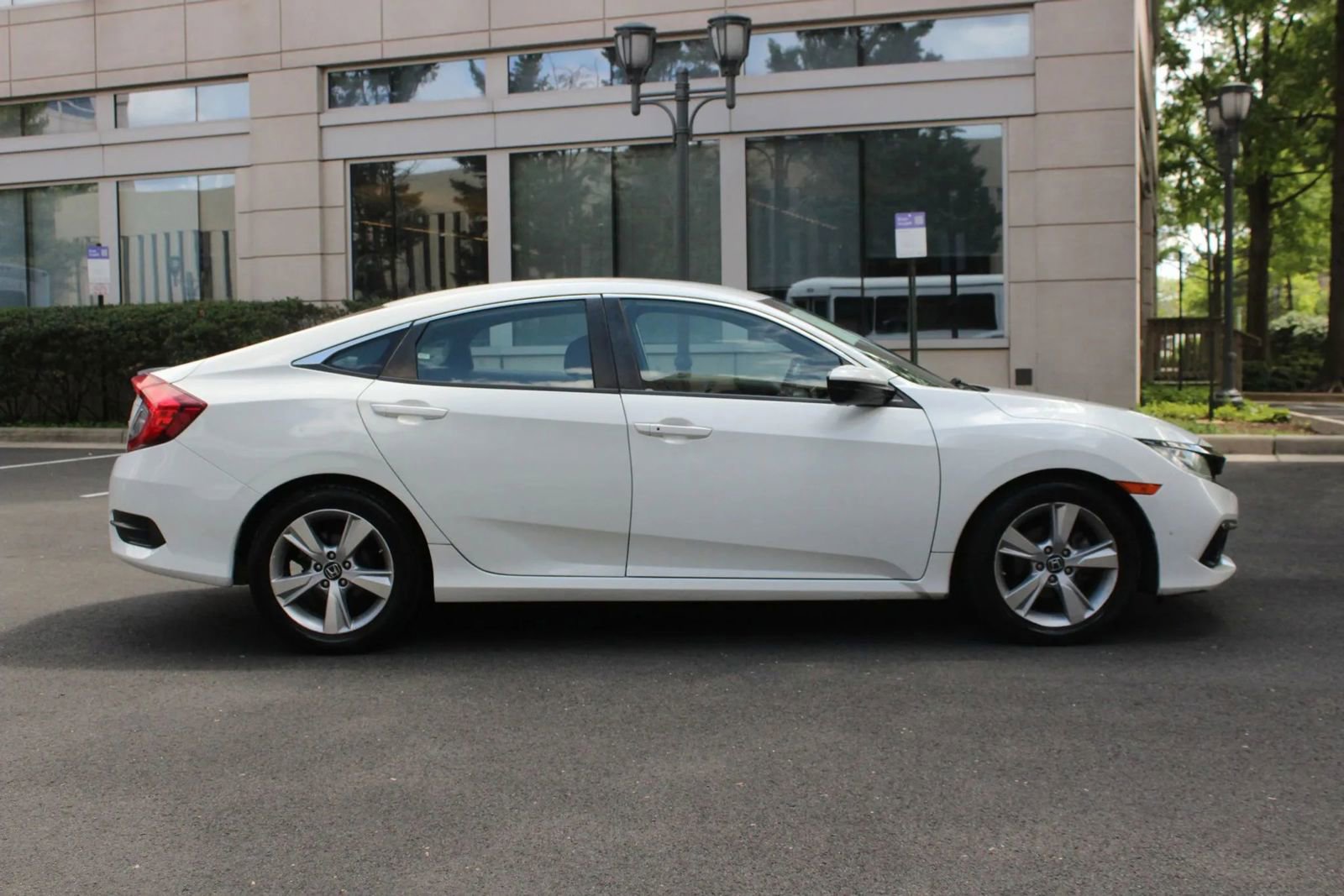 Used 2021 Honda Civic Sport image 6