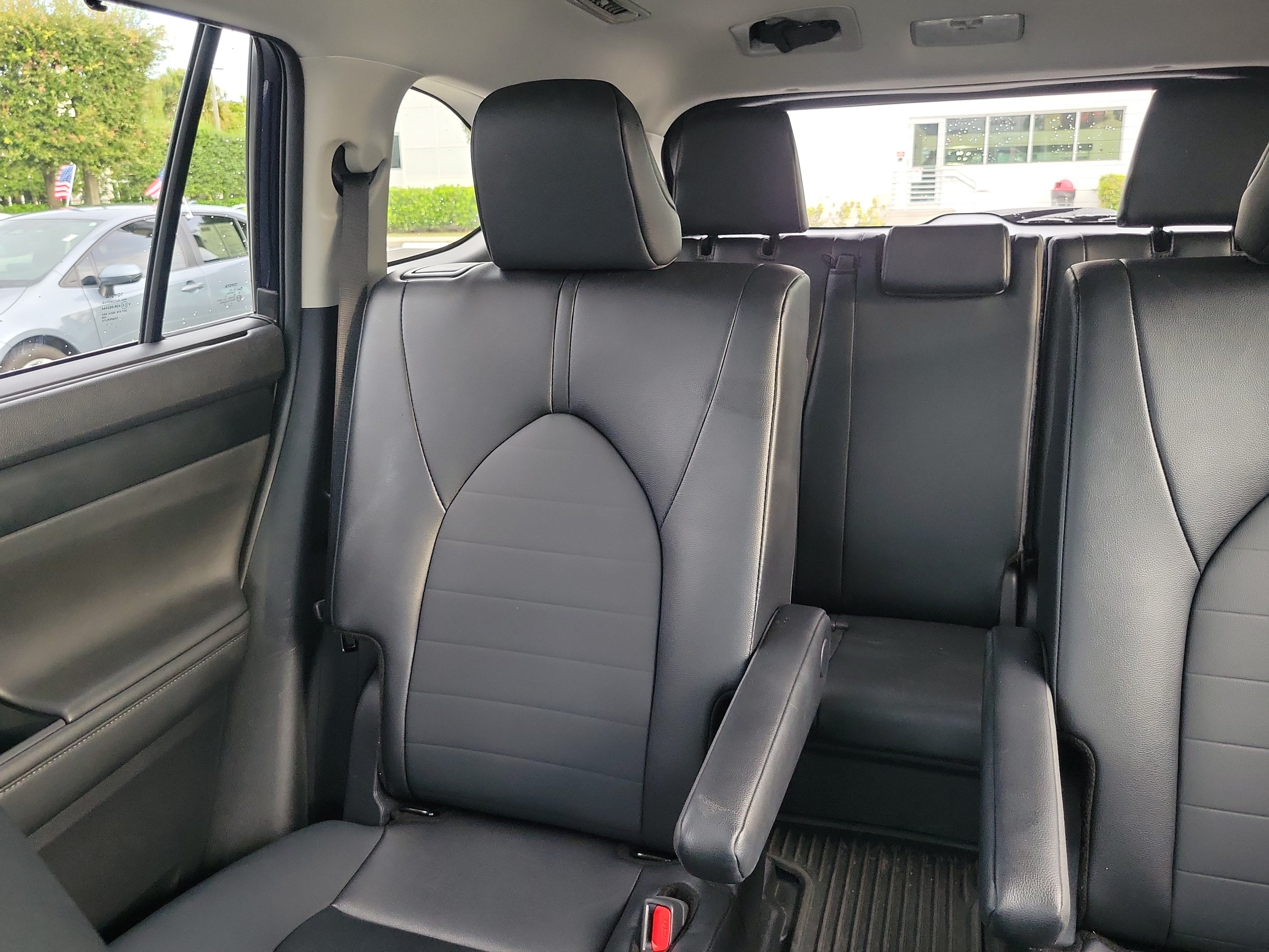 Used 2026 Toyota Highlander XLE AWD/4WD image 20