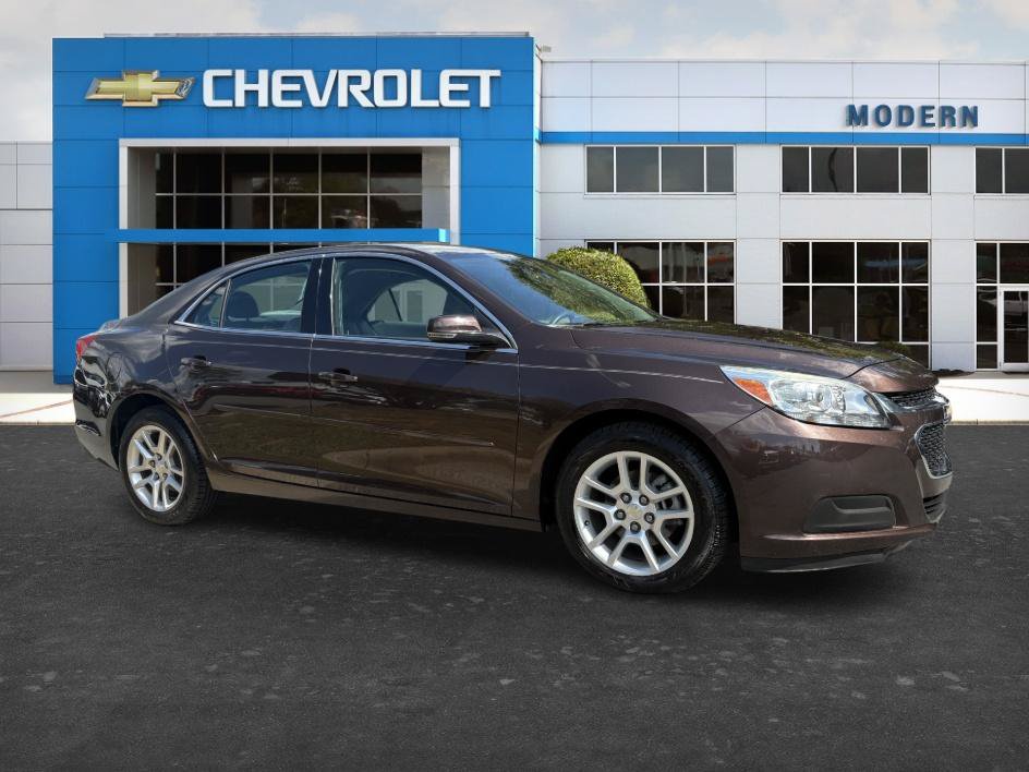 Used 2015 Chevrolet Malibu LT w/ Power Convenience Package FWD image 6