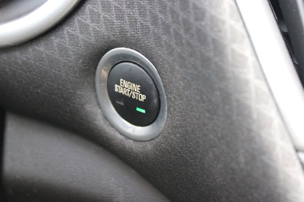 Used 2020 Chevrolet Malibu LS image 38