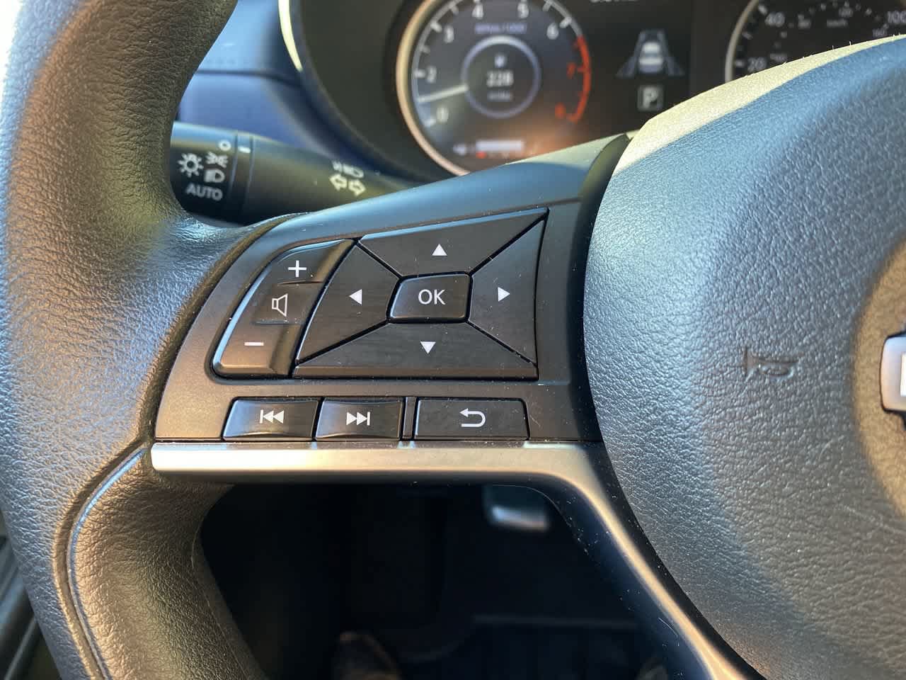 Used 2024 Nissan Versa SV FWD image 19