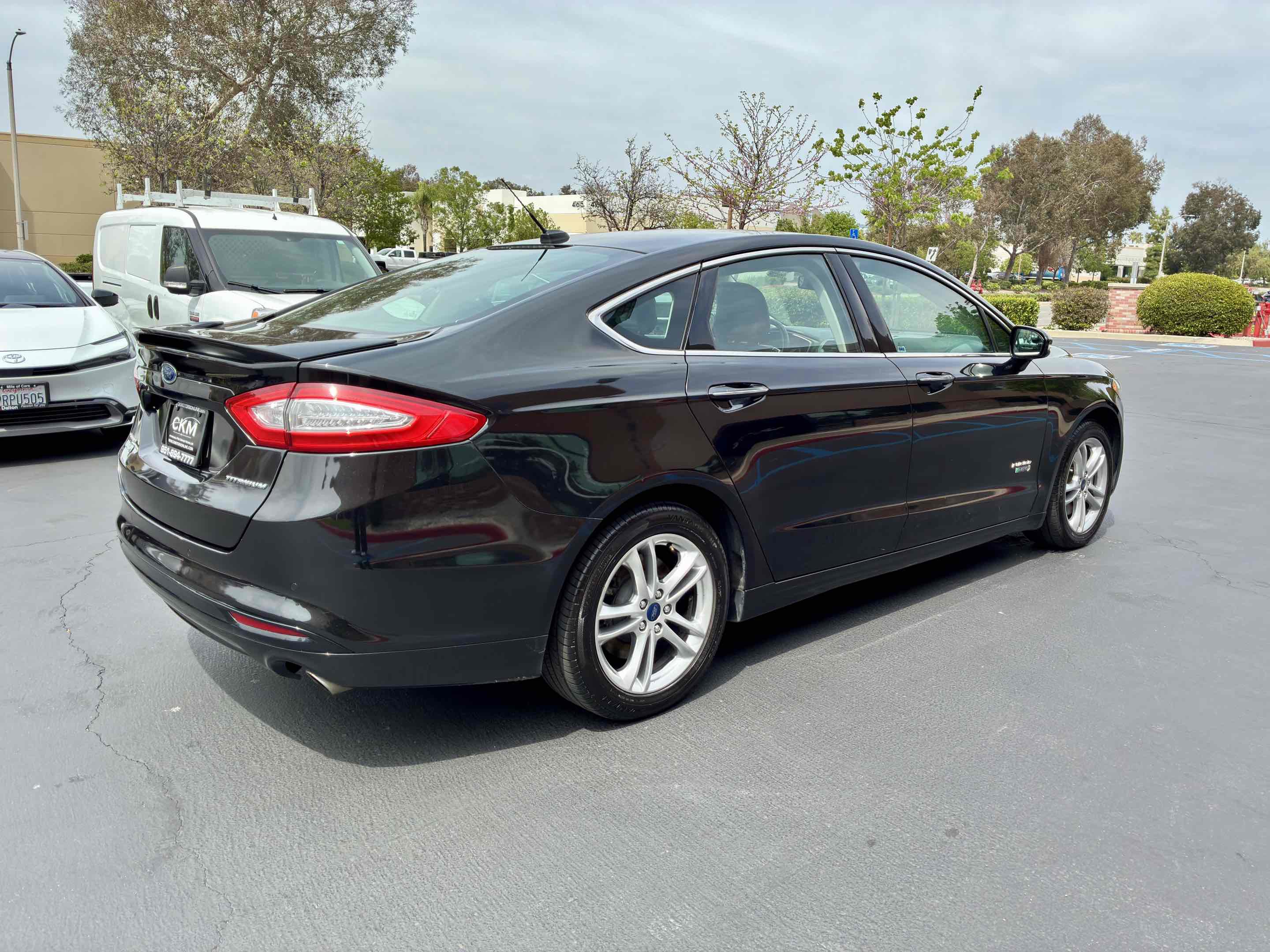 Used 2015 Ford Fusion Energi Titanium image 8