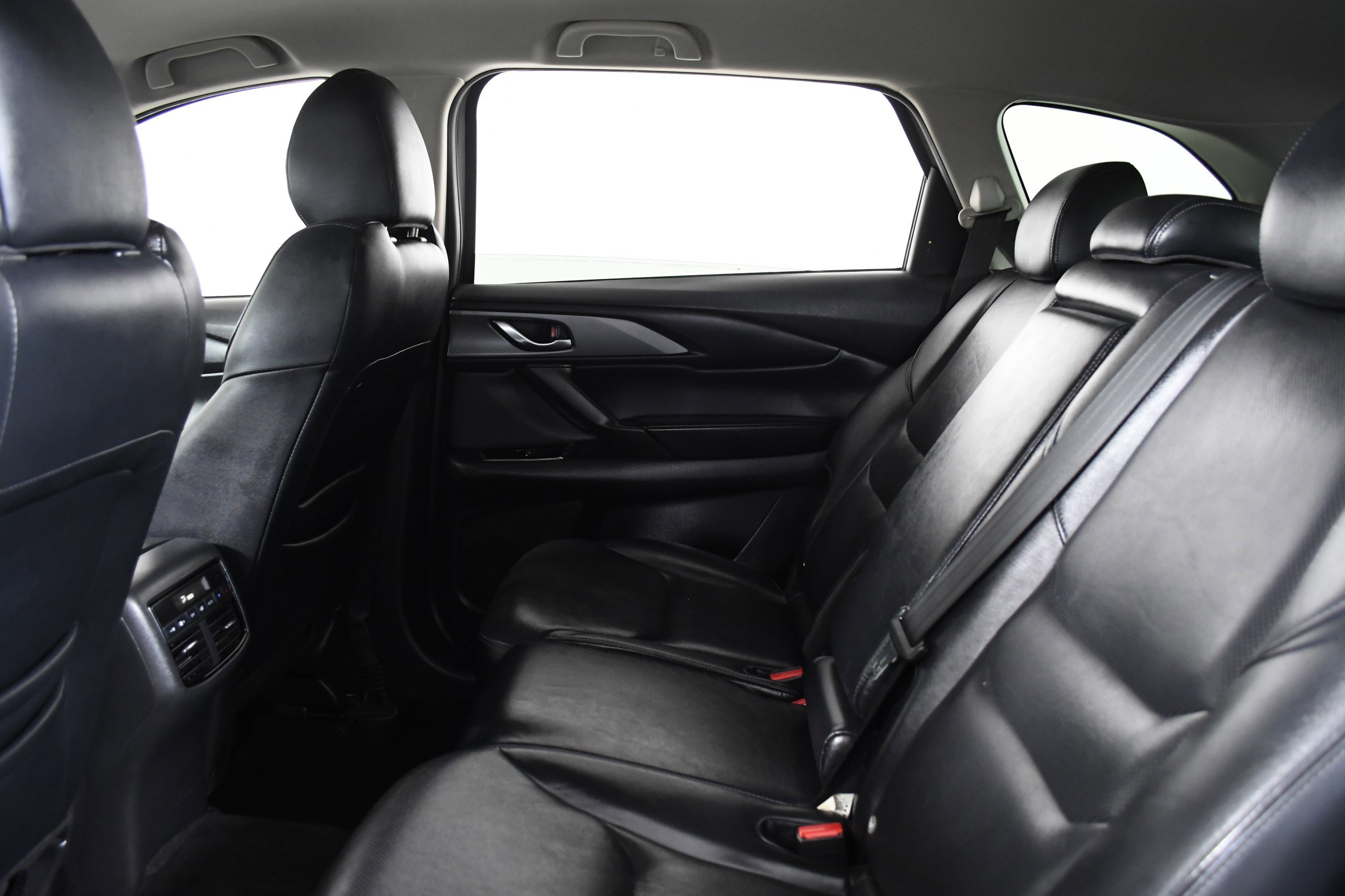 Used 2018 MAZDA CX-9 Touring image 22