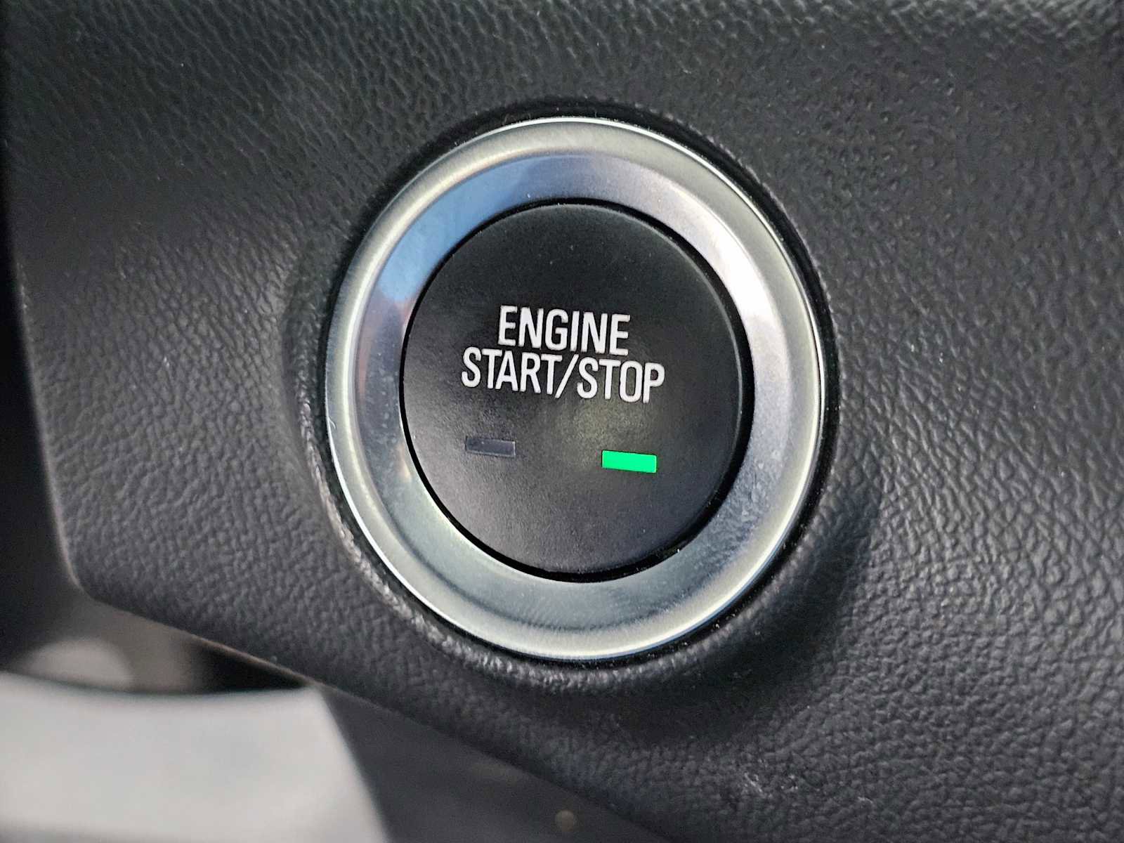 Used 2023 GMC Terrain AT4 image 29