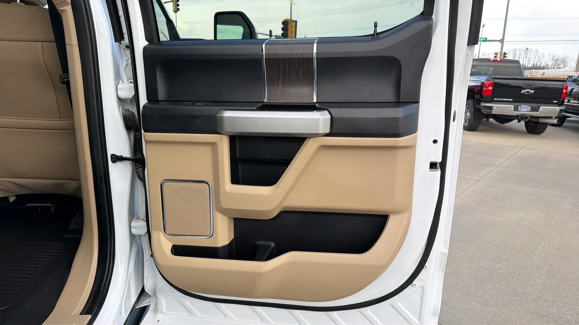 Used 2020 Ford F350 Lariat w/ Lariat Value Package AWD/4WD image 73