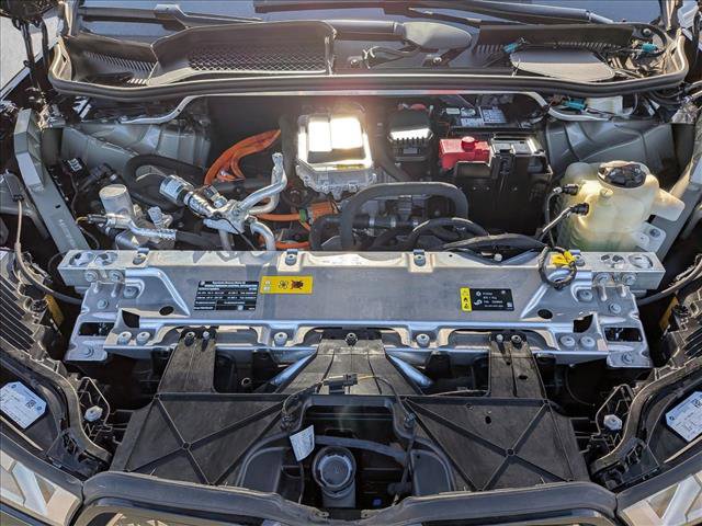 Certified 2023 BMW iX M60 w/ Executive Package AWD/4WD image 24