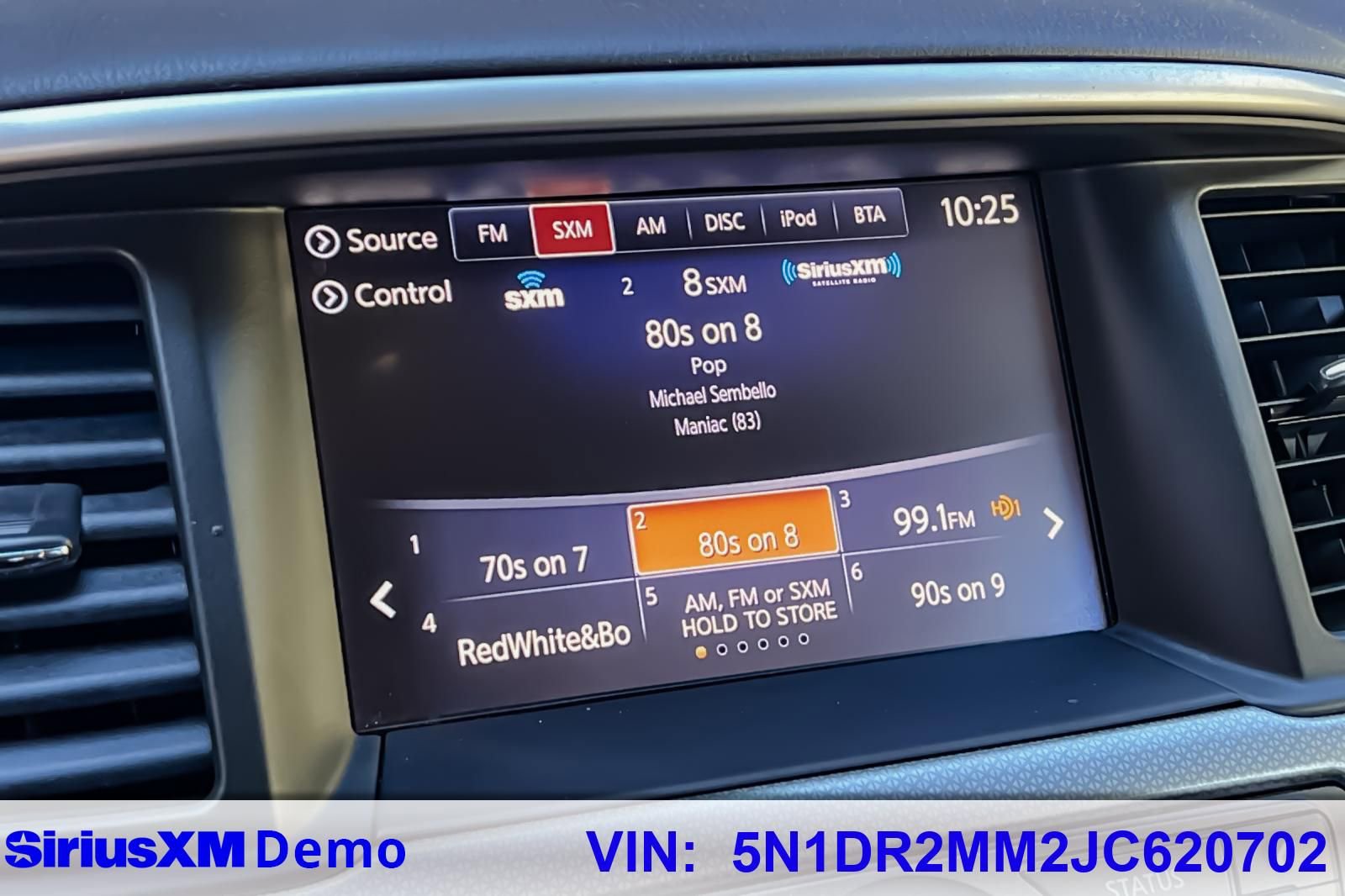 Used 2018 Nissan Pathfinder SL image 42