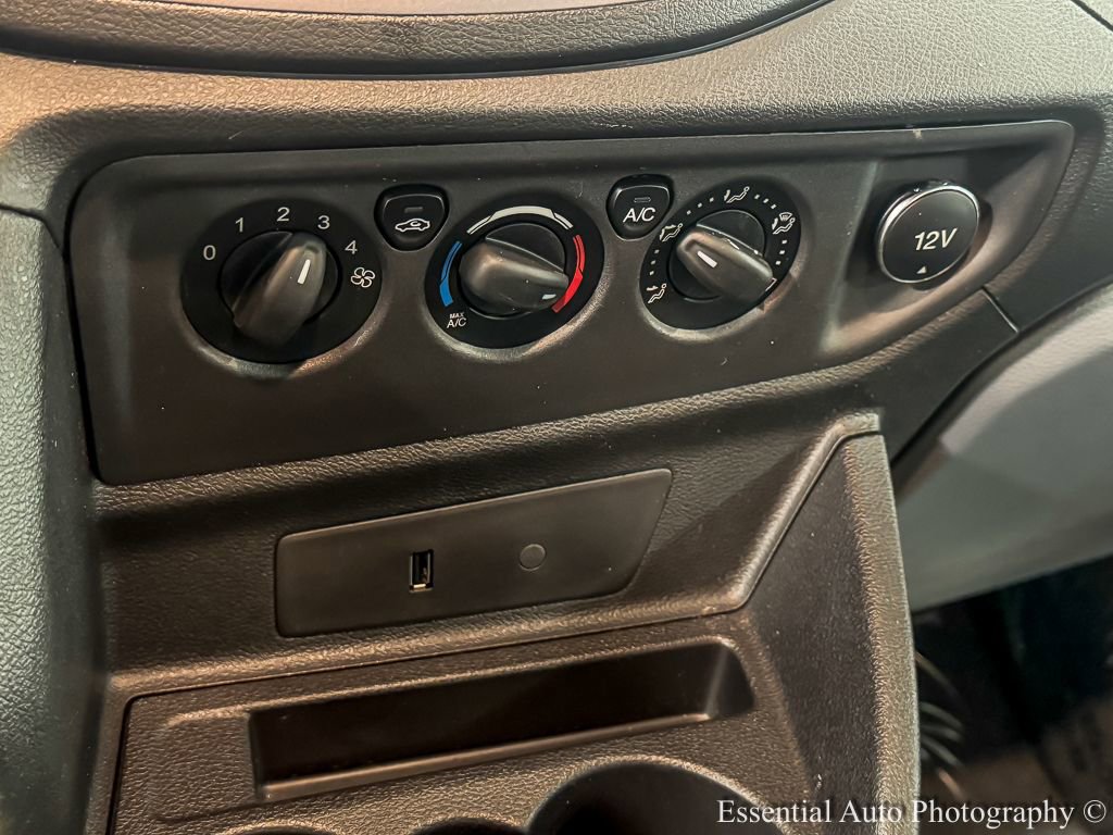 Used 2019 Ford Transit 150 XLT image 15