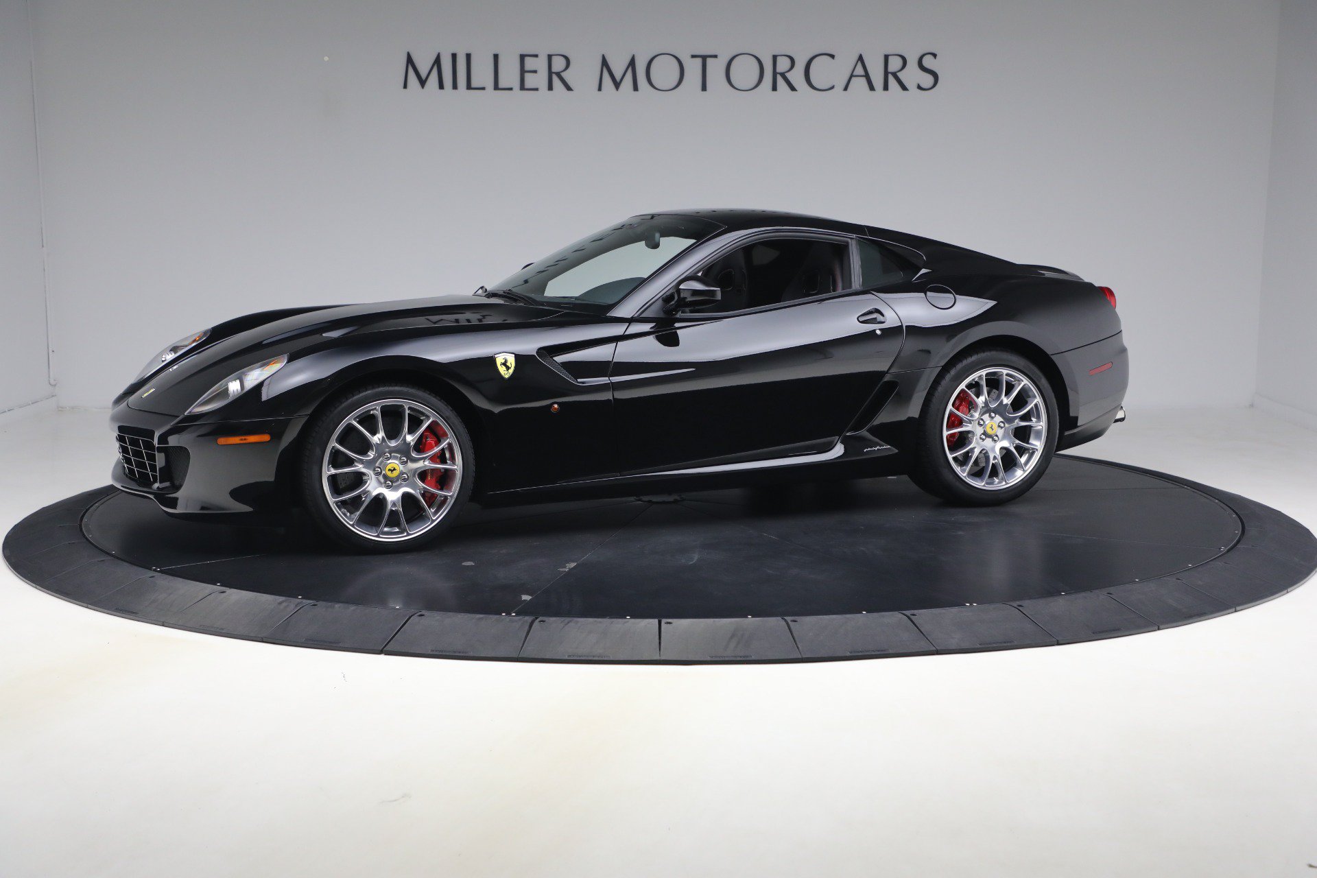 Used 2009 Ferrari 599 GTB Fiorano RWD image 2
