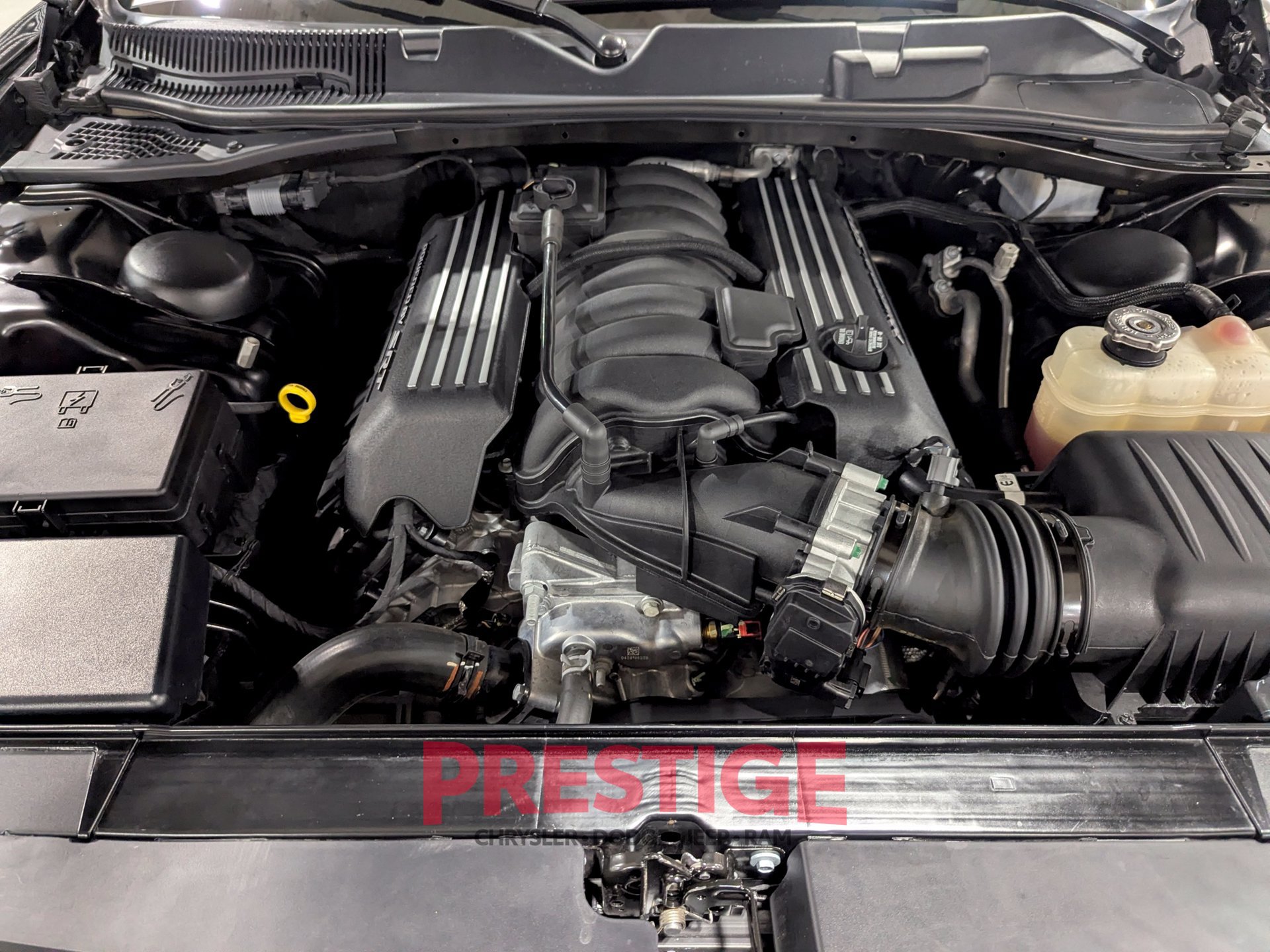 Used 2022 Dodge Challenger R/T Scat Pack w/ Dynamics Package RWD image 28