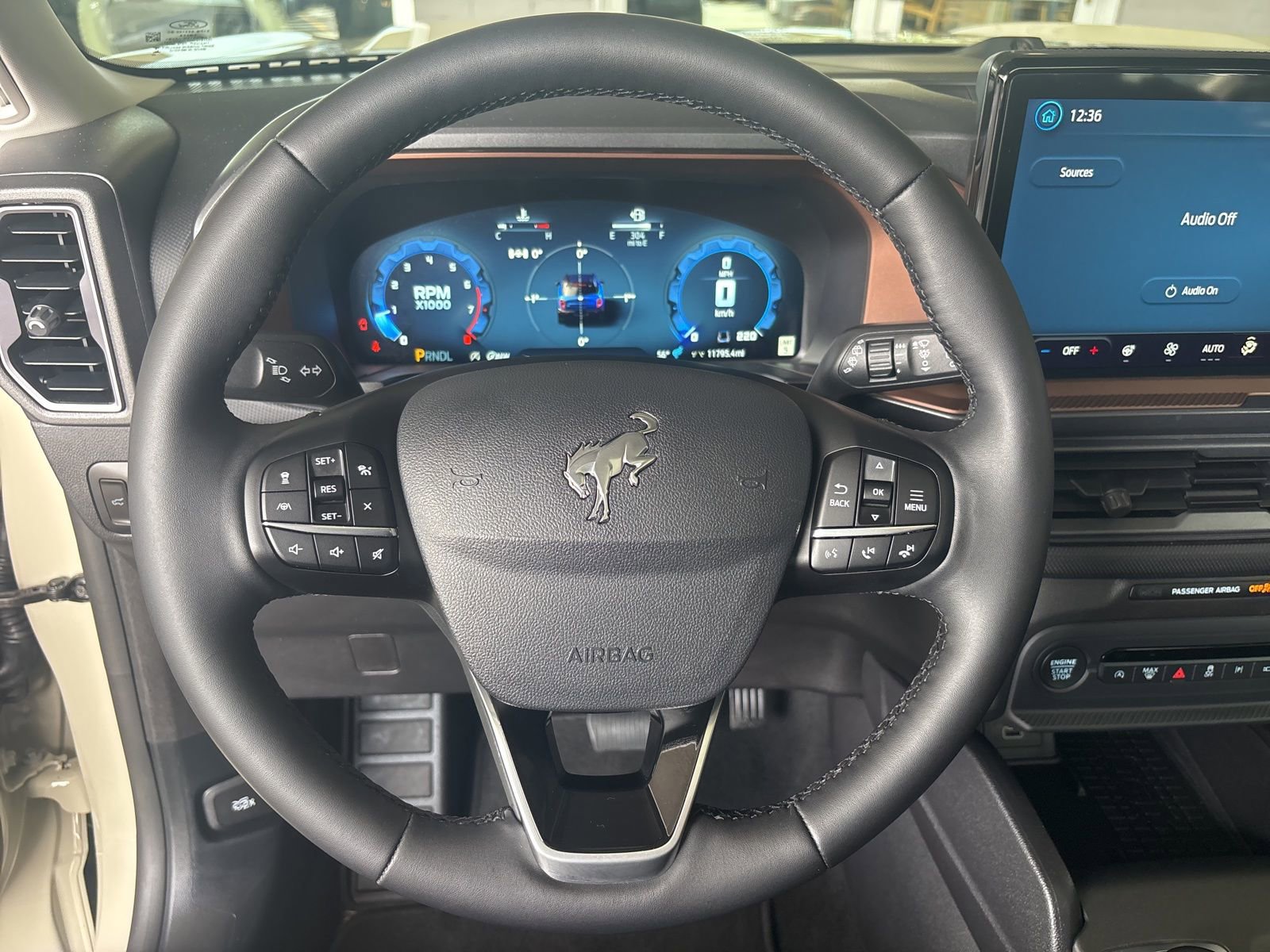 Used 2025 Ford Bronco Sport Outer Banks w/ Outer Banks Tech Package+ AWD/4WD image 20