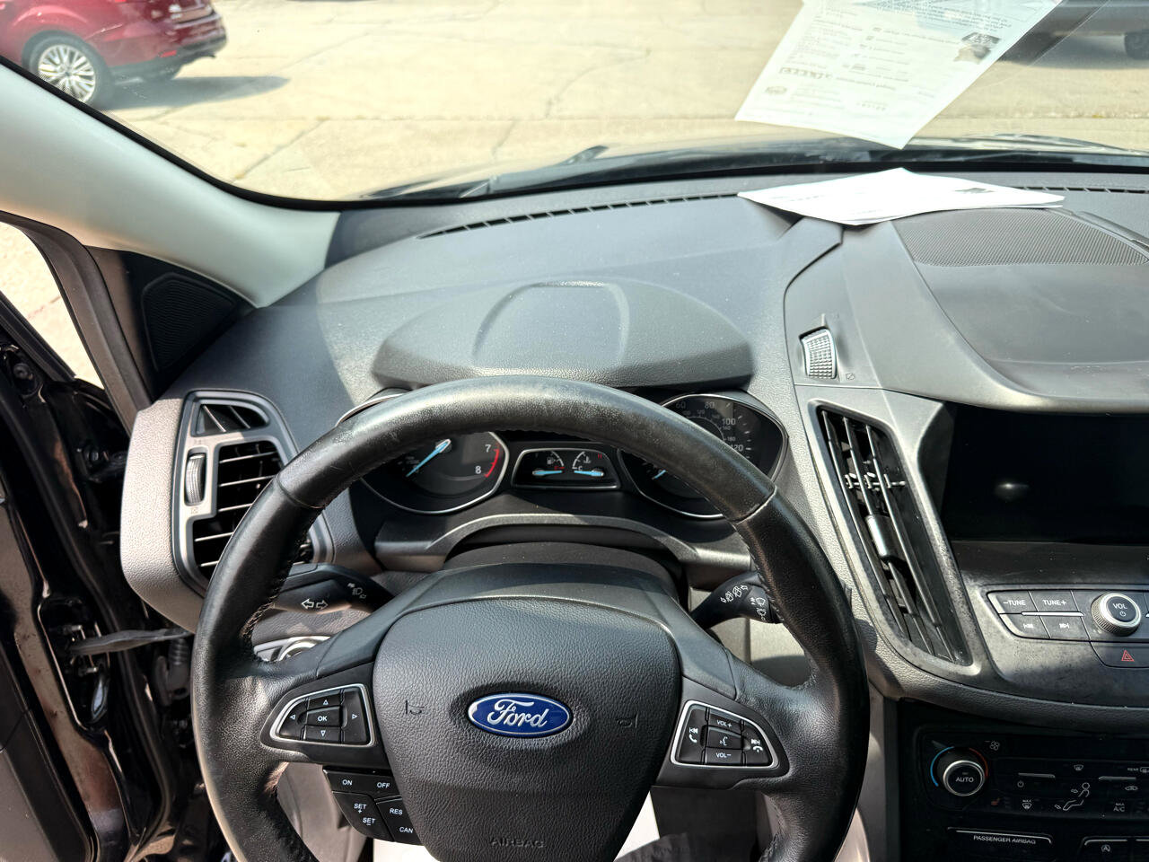 Used 2019 Ford Escape SEL image 35