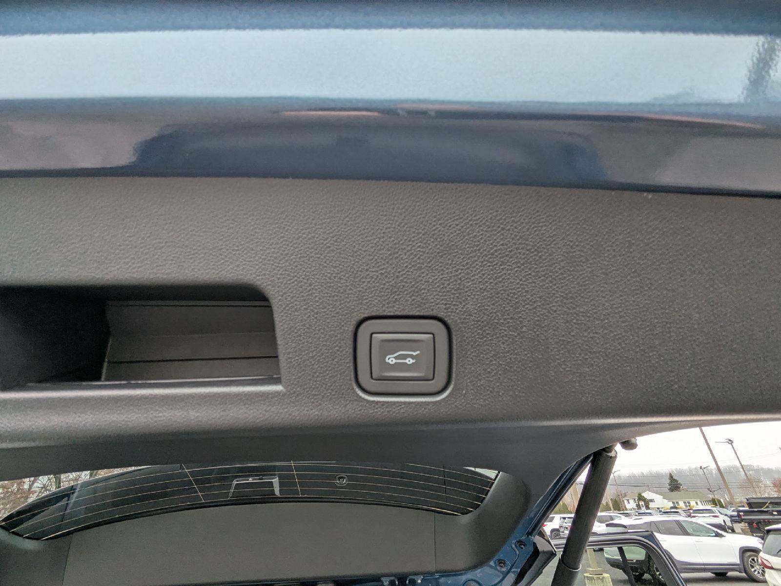 New 2026 Chevrolet Traverse Z71 w/ Enhanced Driving Package image 54