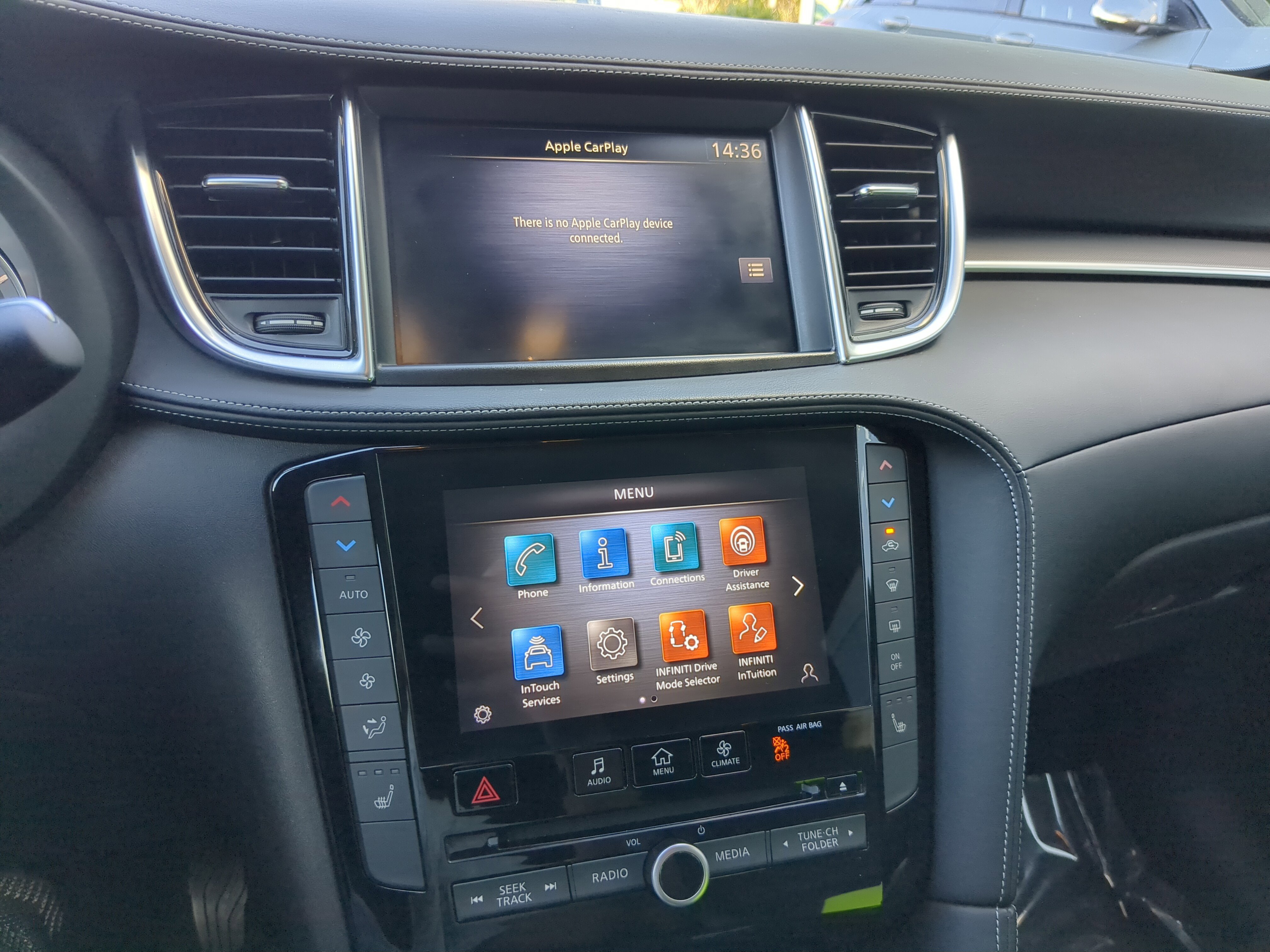 Certified 2023 INFINITI QX50 Luxe image 21