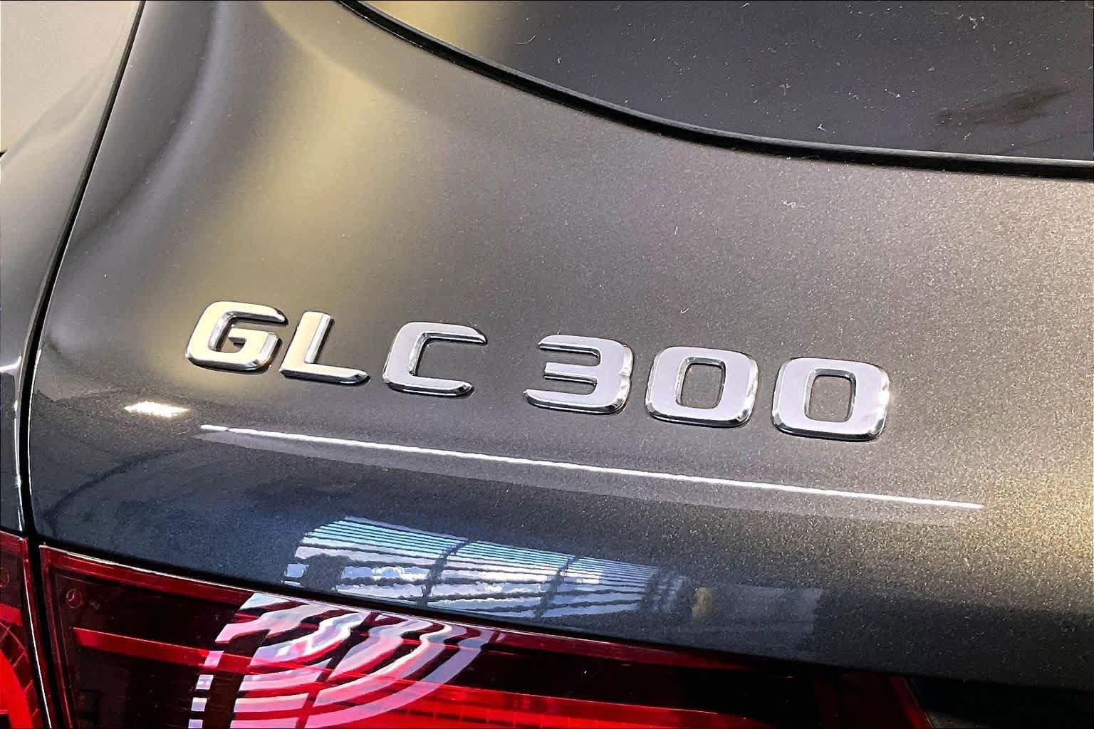 Certified 2021 Mercedes-Benz GLC 300 4MATIC image 33