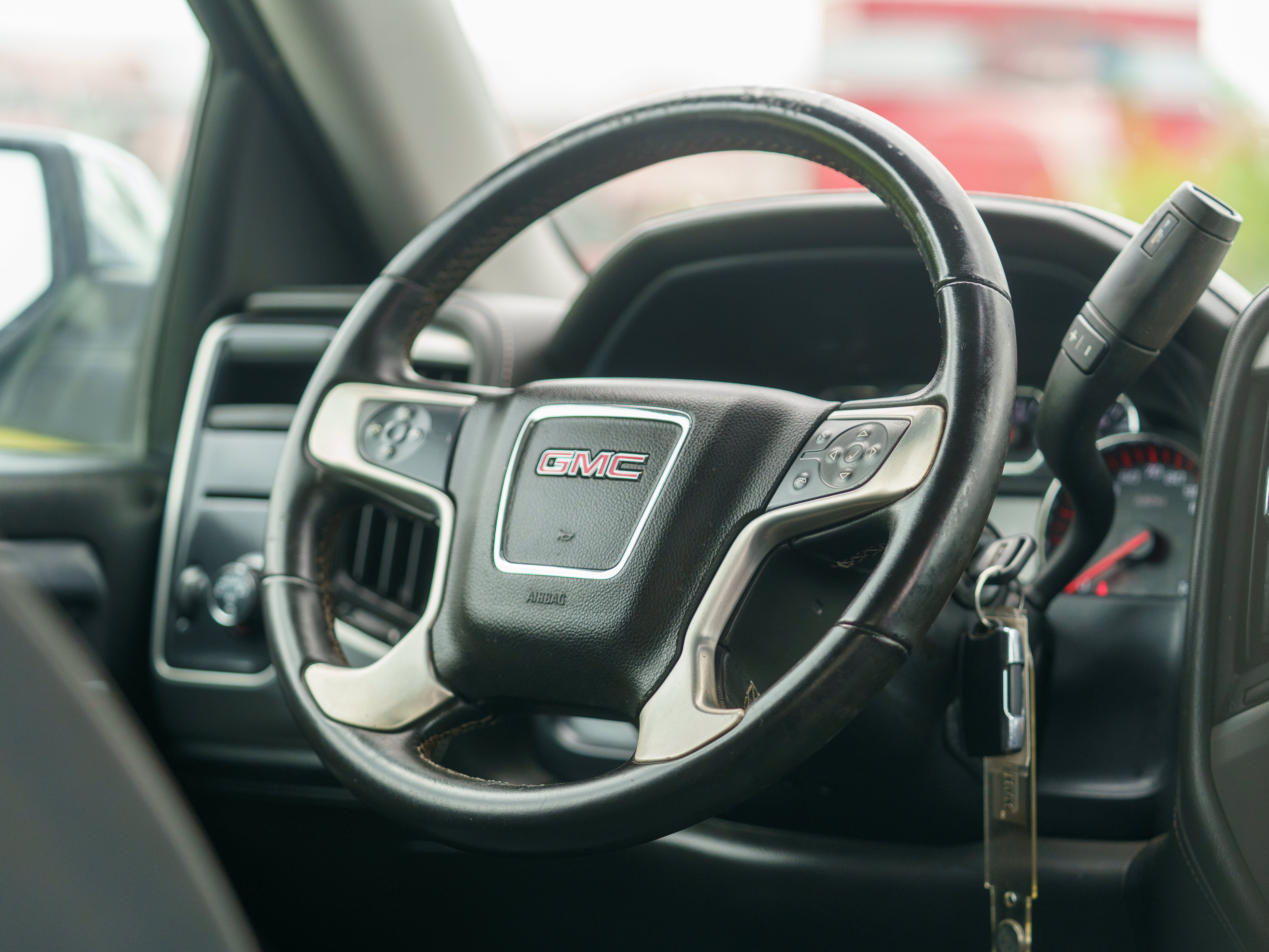 Used 2015 GMC Sierra 1500 SLE w/ SLE Value Package RWD image 11