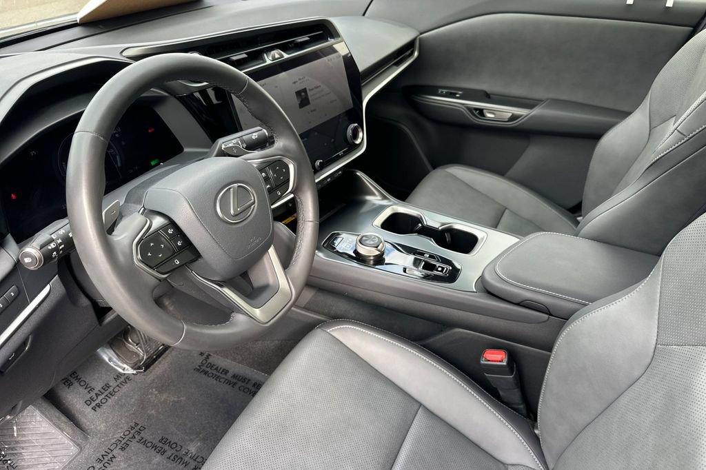 Certified 2023 Lexus RZ 450e Premium w/ Technology Package AWD/4WD image 10