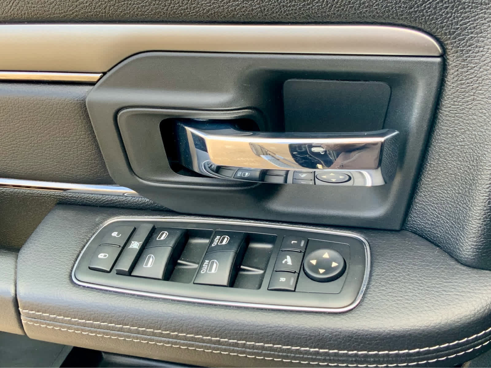 Used 2017 RAM 1500 Sport image 48