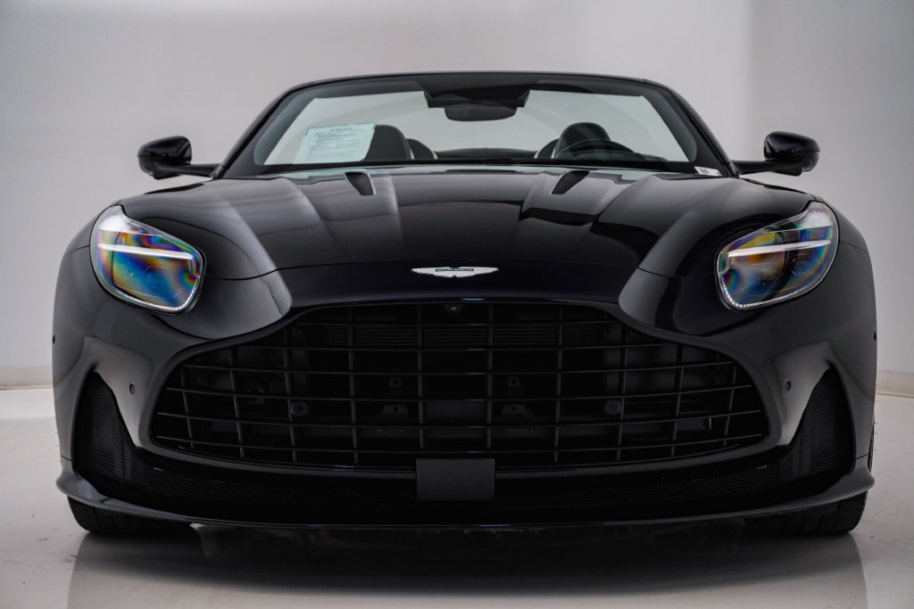 Used 2024 Aston Martin DB12 Convertible RWD image 5
