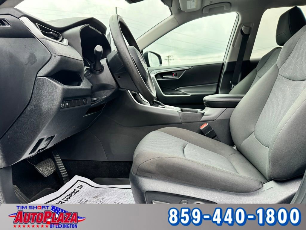 Used 2024 Toyota RAV4 XLE w/ Convenience Package AWD/4WD image 31