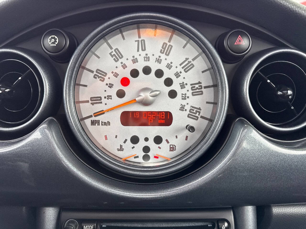 Used 2004 MINI Cooper Hardtop image 28