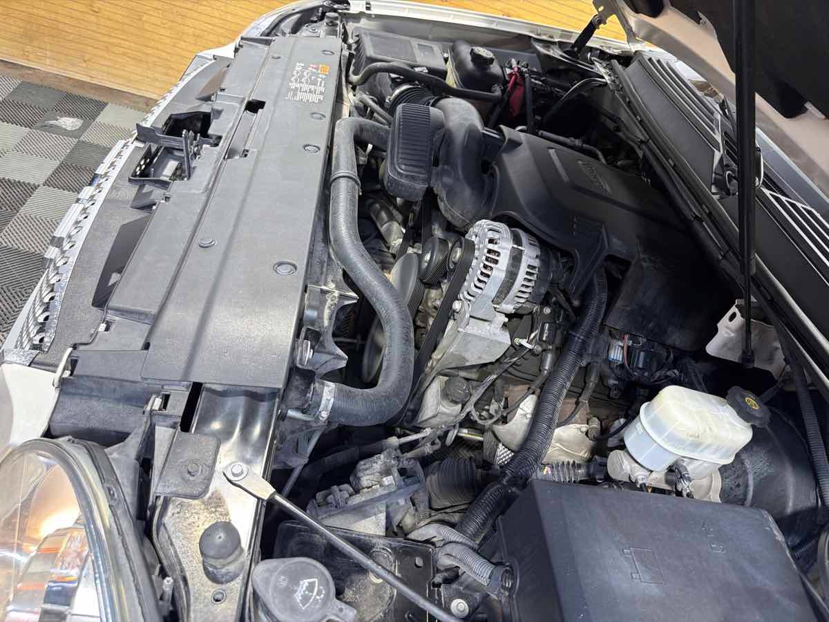 Used 2014 GMC Yukon Denali RWD image 33