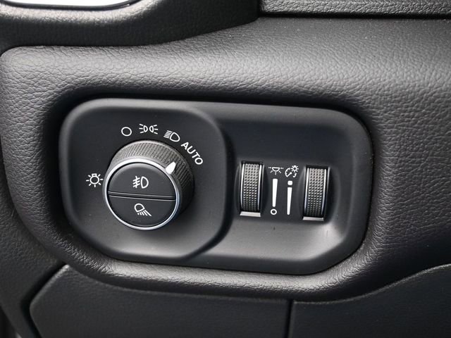 Used 2024 RAM 3500 Laramie w/ Night Edition image 40