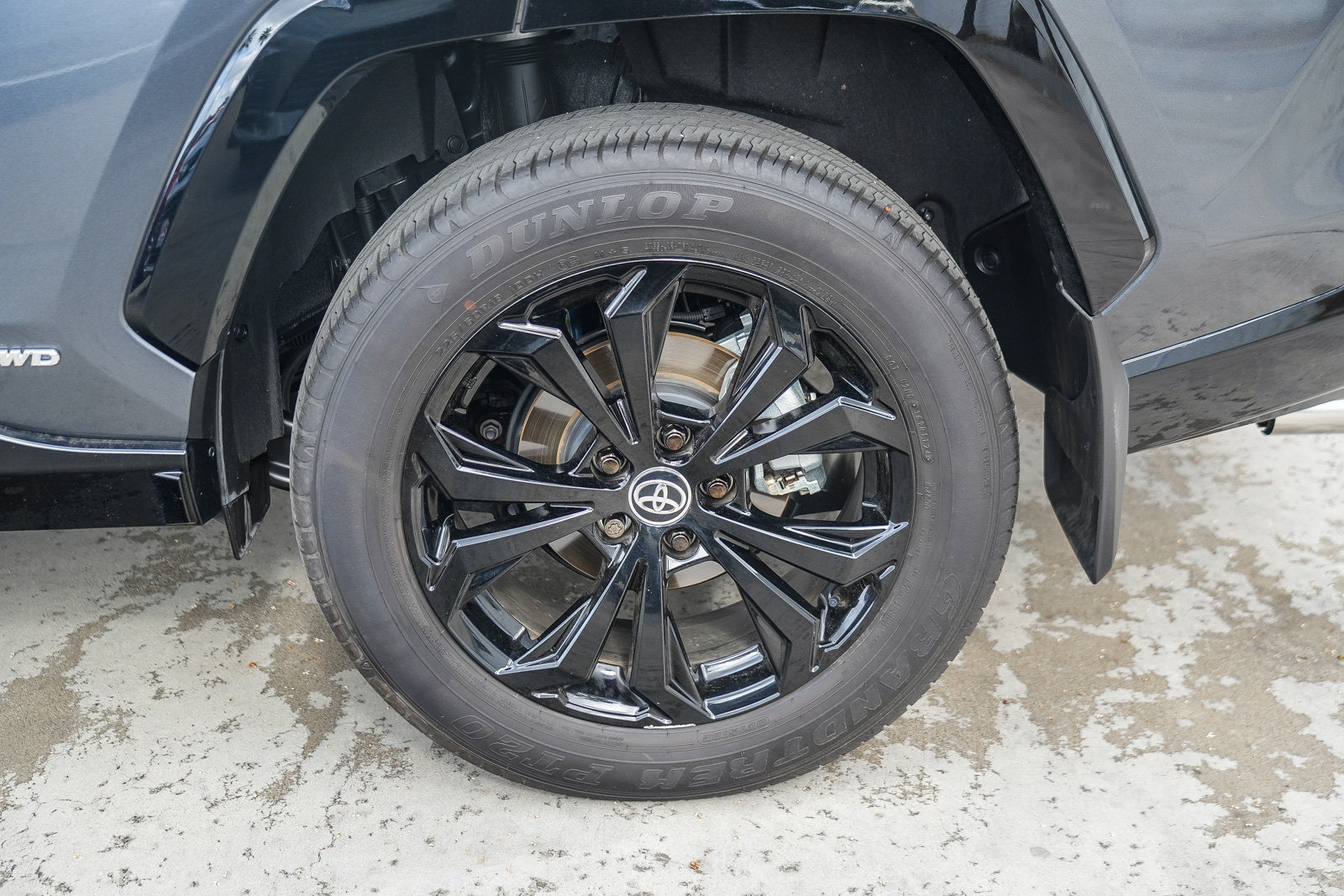 Certified 2024 Toyota RAV4 SE w/ Convenience Package AWD/4WD image 10