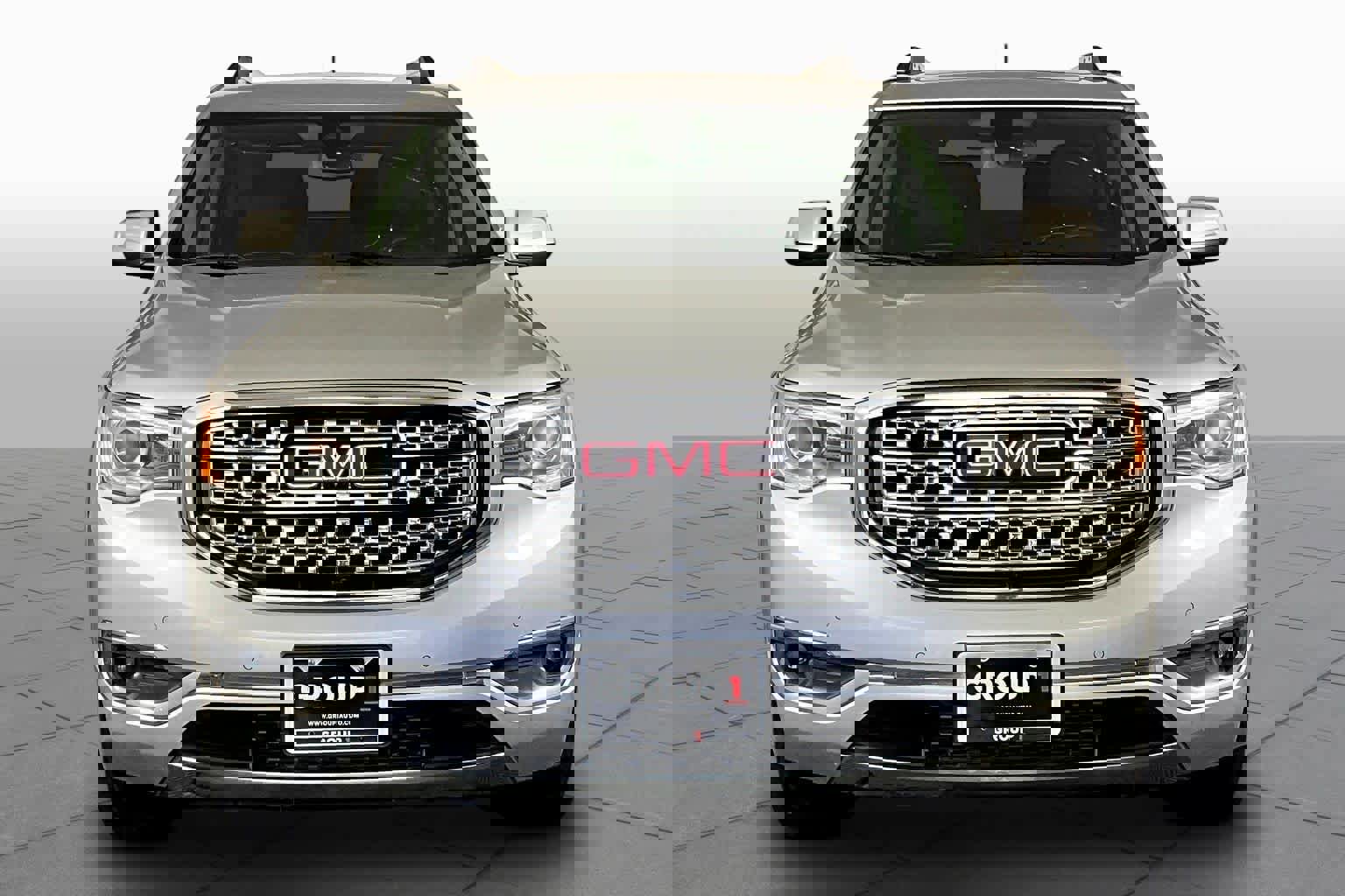 Used 2019 GMC Acadia Denali w/ Technology Package image 4