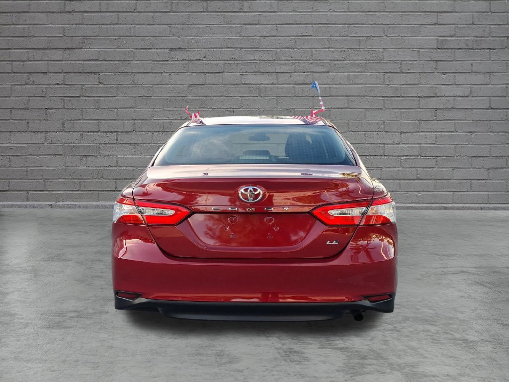 Used 2018 Toyota Camry LE FWD image 9