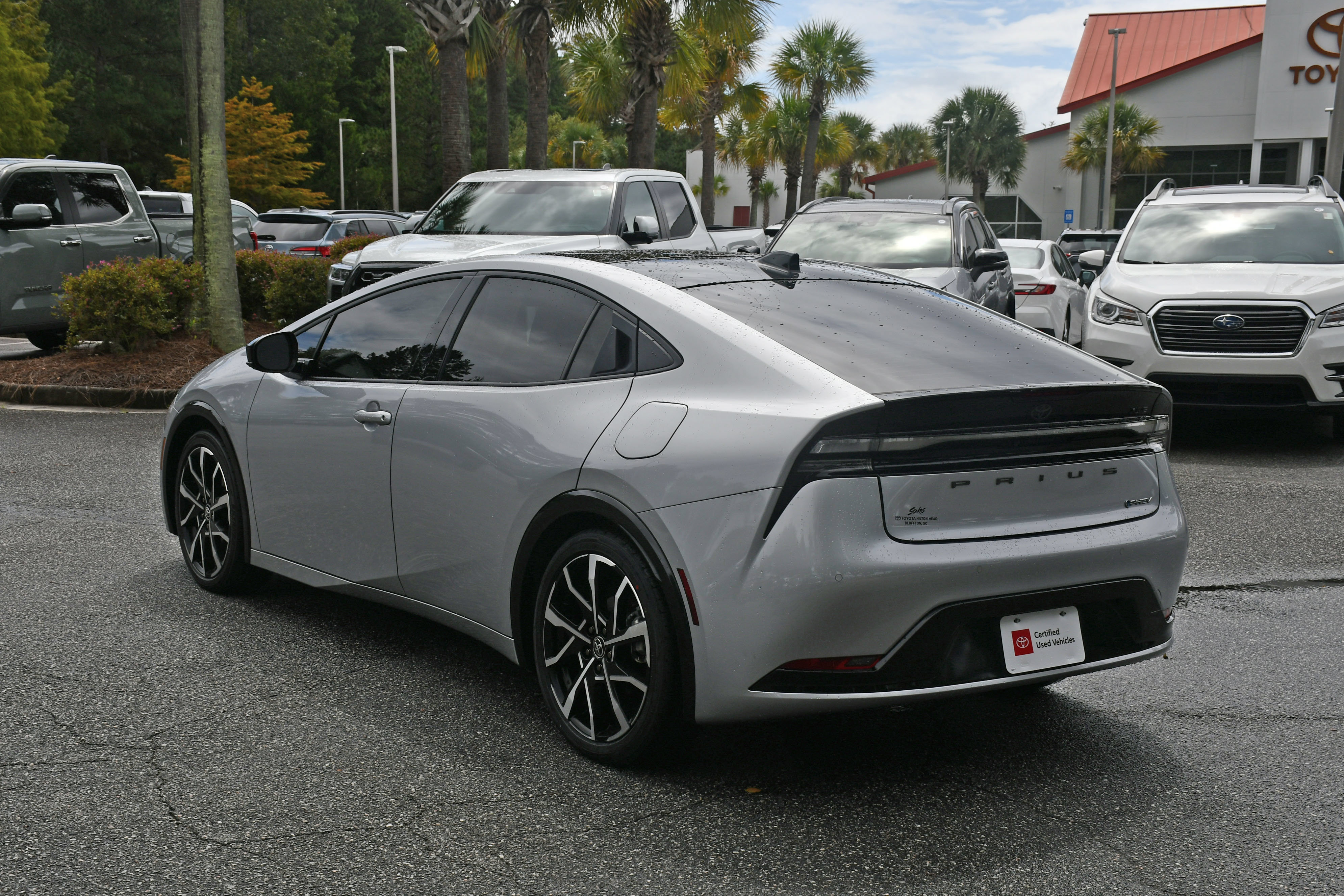Certified 2025 Toyota Prius Plug-In Hybrid FWD image 3