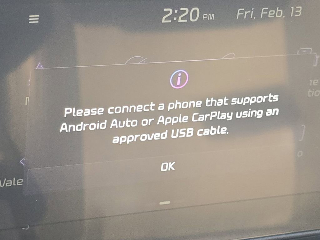 Used 2023 Kia Niro EX Touring image 5