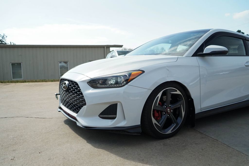 Used 2019 Hyundai Veloster Turbo image 11