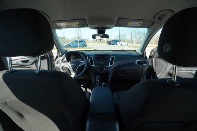 Used 2023 Chevrolet Equinox LT image 24