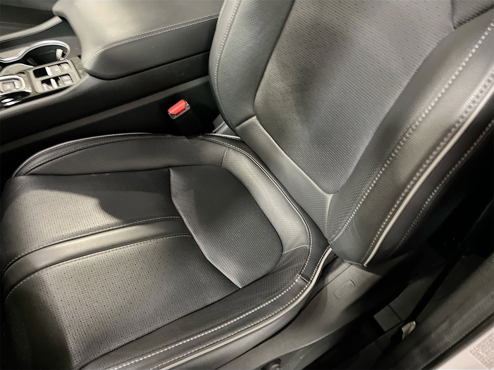 Used 2024 Honda Pilot Elite image 20