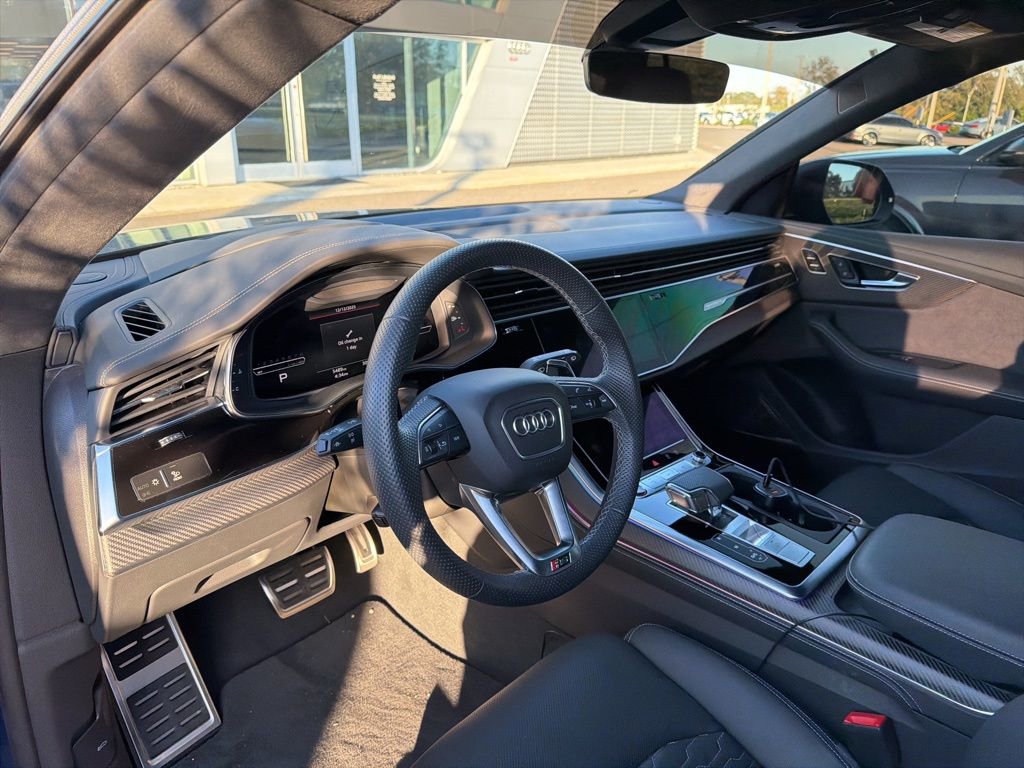 Used 2025 Audi RS Q8 performance image 2