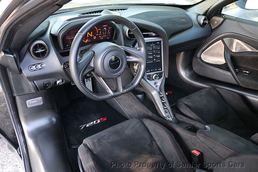 Used 2018 McLaren 720S Luxury RWD image 22