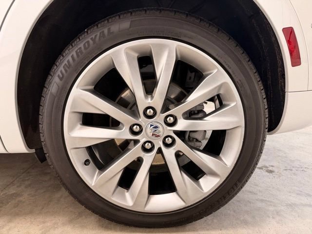 Used 2023 Buick Envision Avenir AWD/4WD image 12