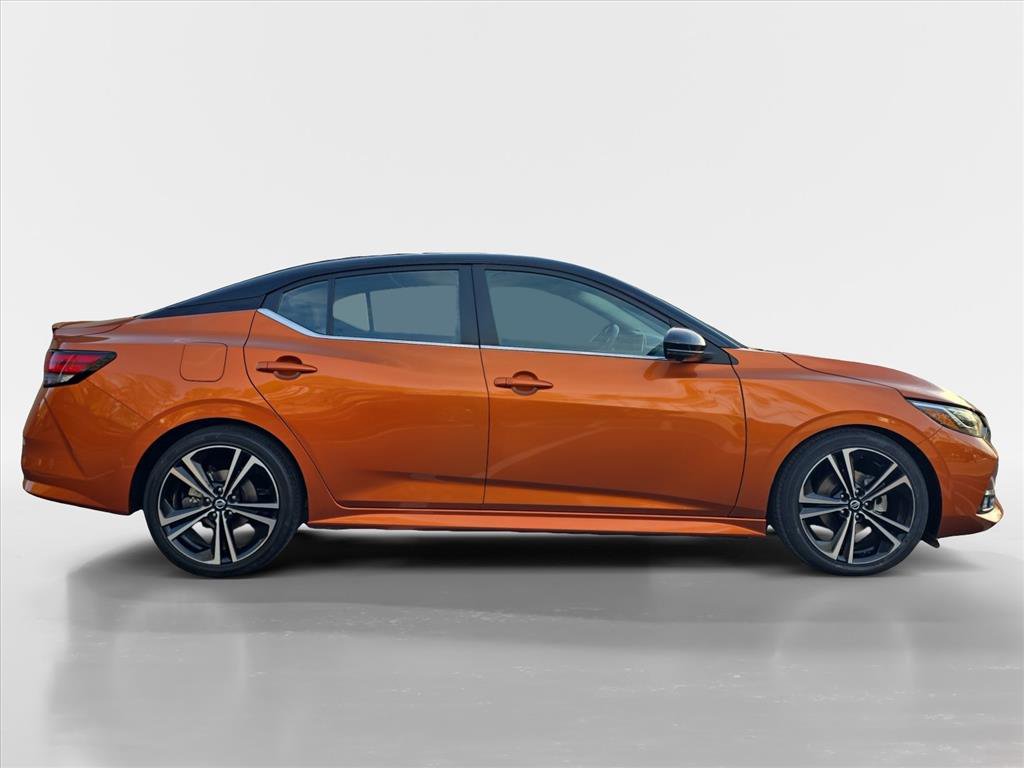 Used 2021 Nissan Sentra SR w/ SR Premium Package image 7