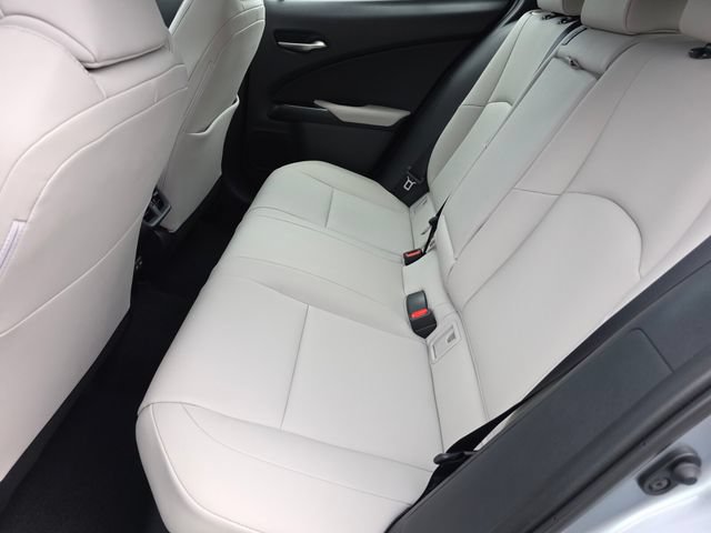 Used 2024 Lexus UX 250h FWD w/ Premium Package image 18
