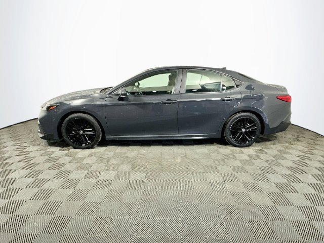 Certified 2025 Toyota Camry SE FWD image 6