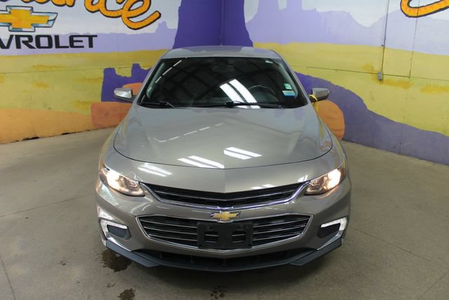 Used 2018 Chevrolet Malibu LT FWD image 3