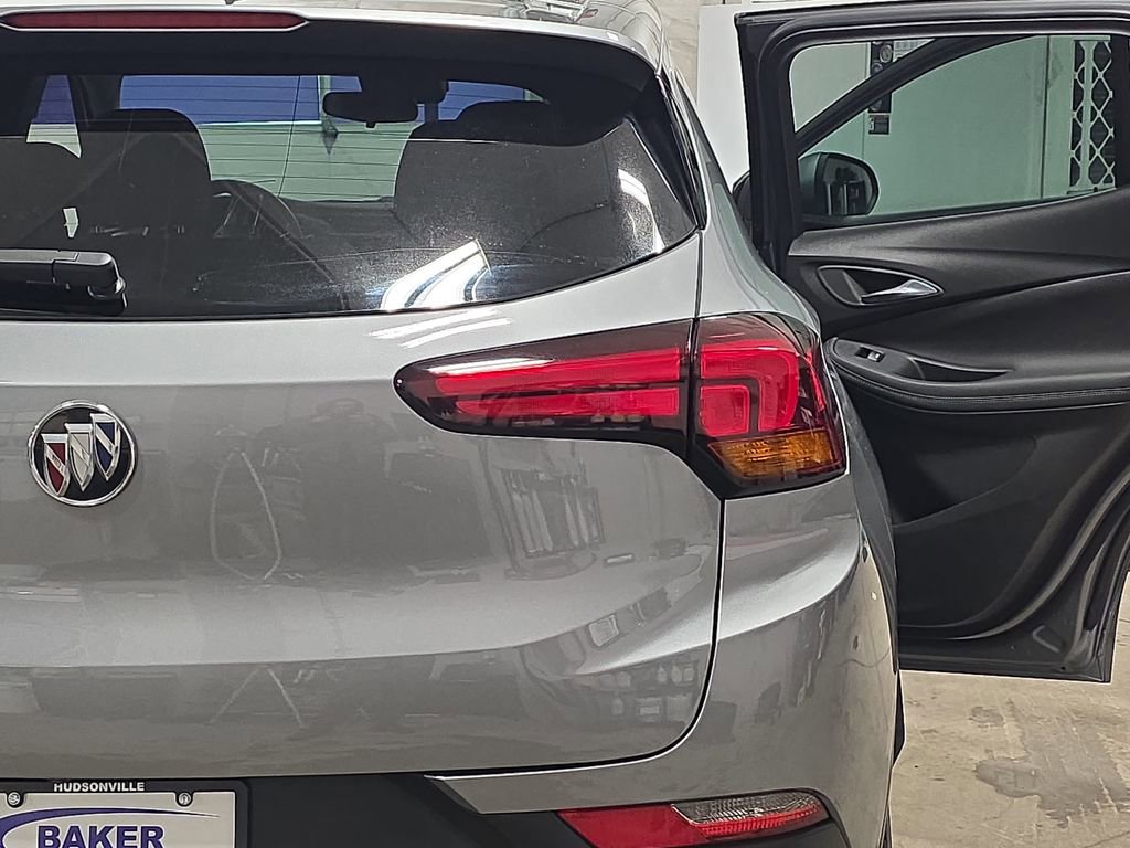 Certified 2023 Buick Encore GX Select image 33