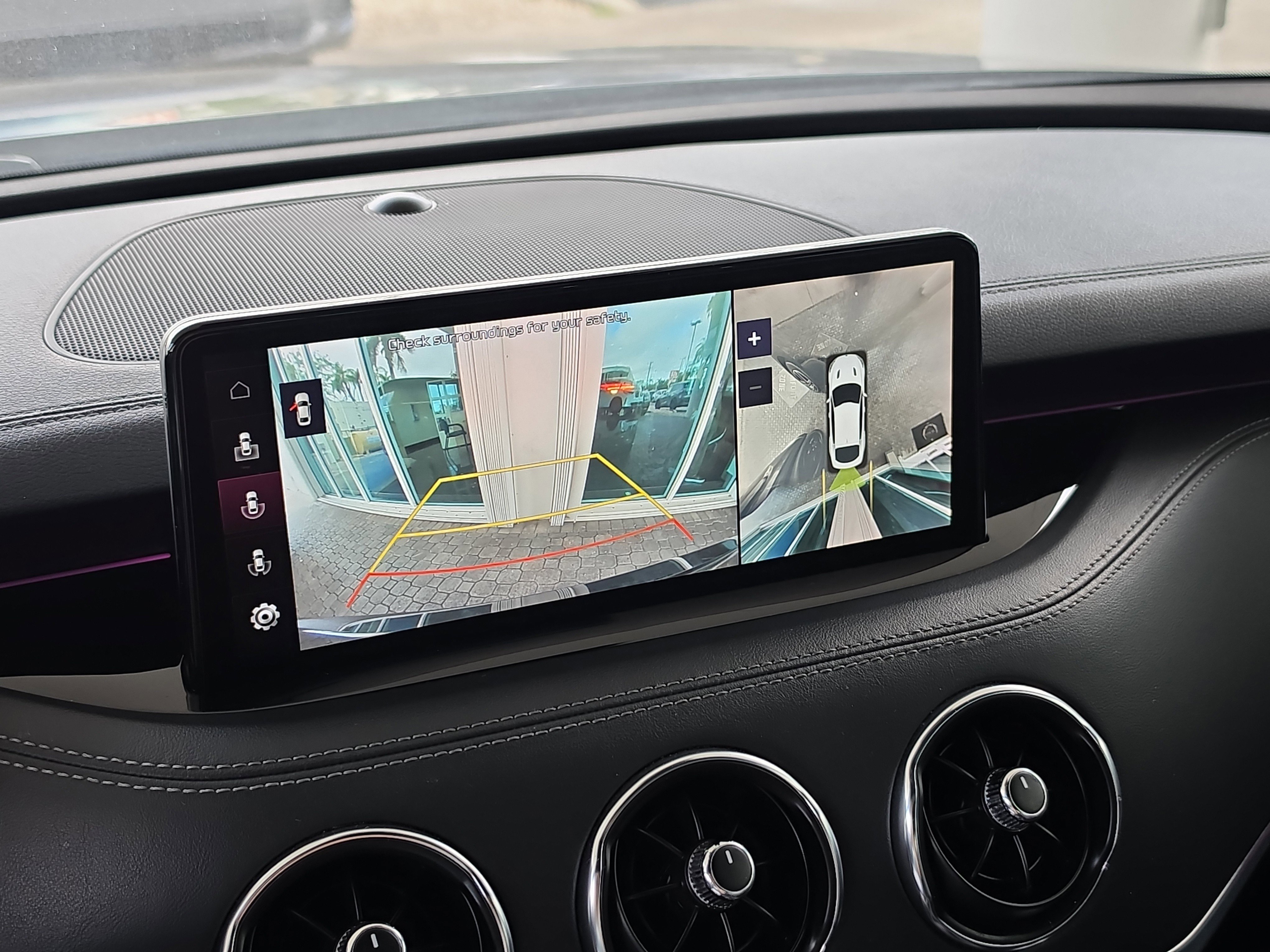 Used 2022 Kia Stinger GT2 image 23