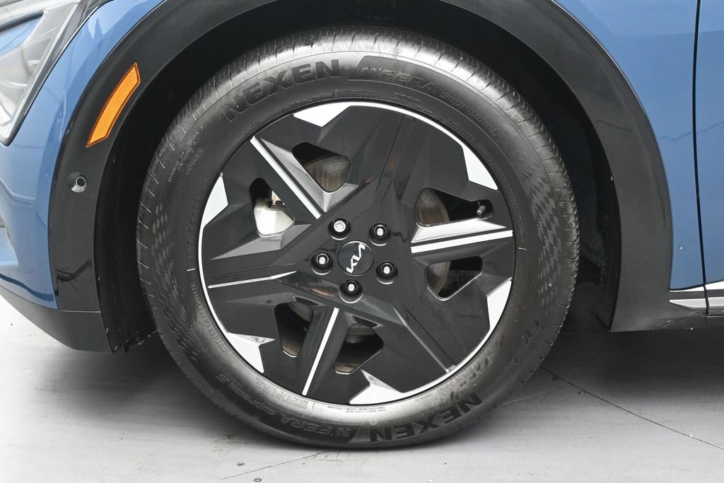 Used 2025 Kia EV6 Wind AWD/4WD image 35